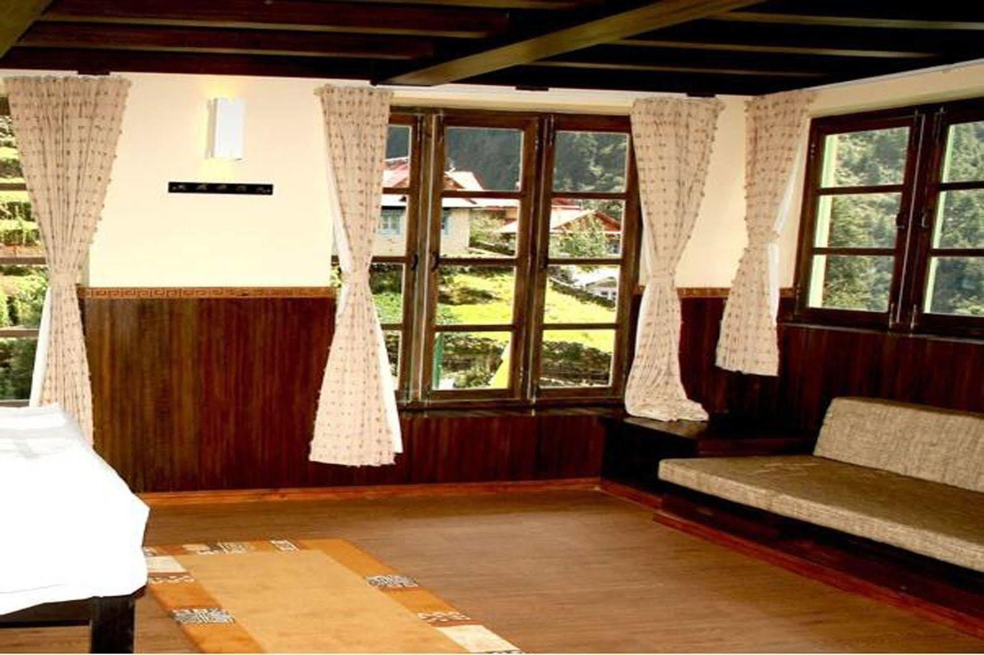 Mountain Lodges Of Nepal - Monjo Kültér fotó